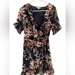 Floral Ruffle Wrap Top